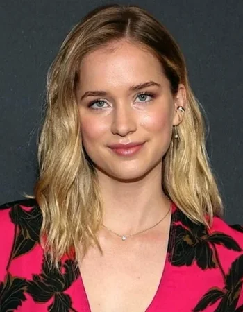 Elizabeth Lail